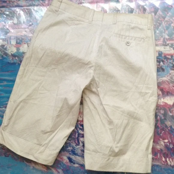 Pin Striped H&M Bermuda Shorts, Size 8 - Picture 2 of 5